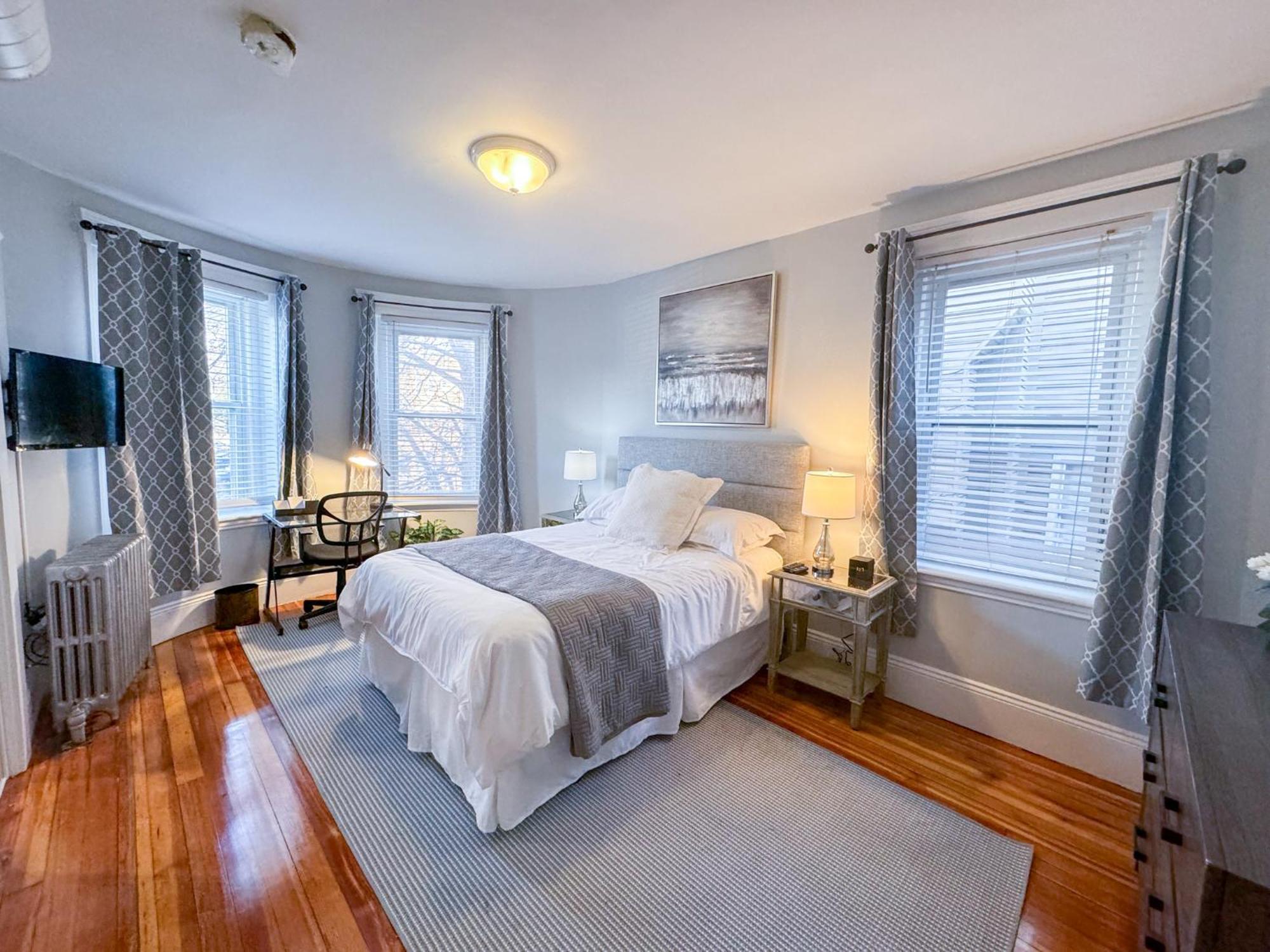 Huge,3 Bed,2Bath,Public Transport,Boston,Sleeps 9 Apartamento Brookline Exterior foto